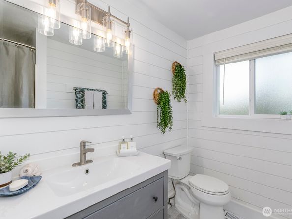 6306 141st Street SW, Edmonds WA 98026