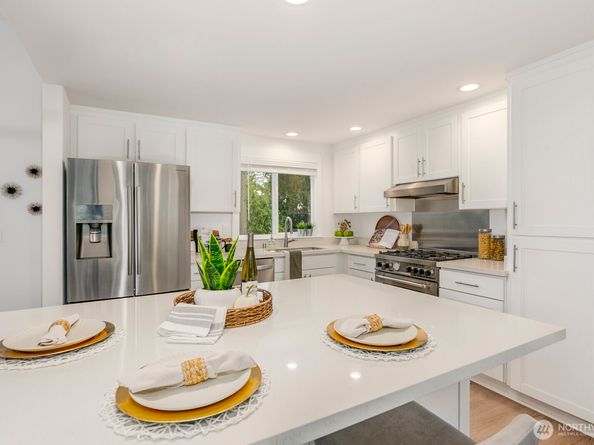 6306 141st Street SW, Edmonds WA 98026