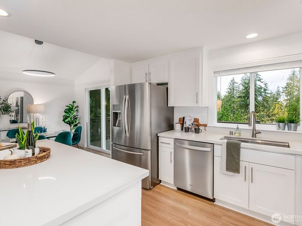 6306 141st Street SW, Edmonds WA 98026