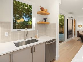10174 NE 113th Place, Kirkland WA 98033