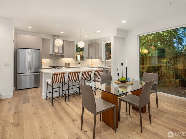 10174 NE 113th Place, Kirkland WA 98033