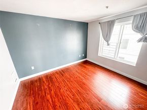 3318 30th Avenue SW A501, Seattle WA 98126