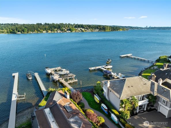 10939 84th Place NE, Kirkland WA 98034