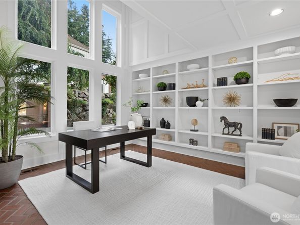 10939 84th Place NE, Kirkland WA 98034