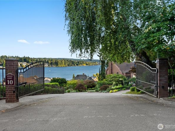 10939 84th Place NE, Kirkland WA 98034
