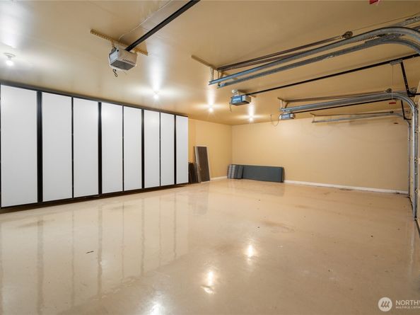 10939 84th Place NE, Kirkland WA 98034