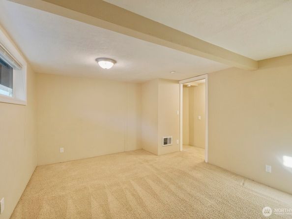 120 N 80th Street, Seattle WA 98103