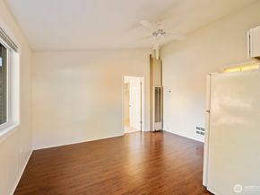 120 N 80th Street, Seattle WA 98103