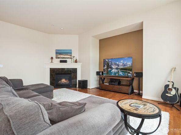 880 Lingering Pine Lane NW, Issaquah WA 98027