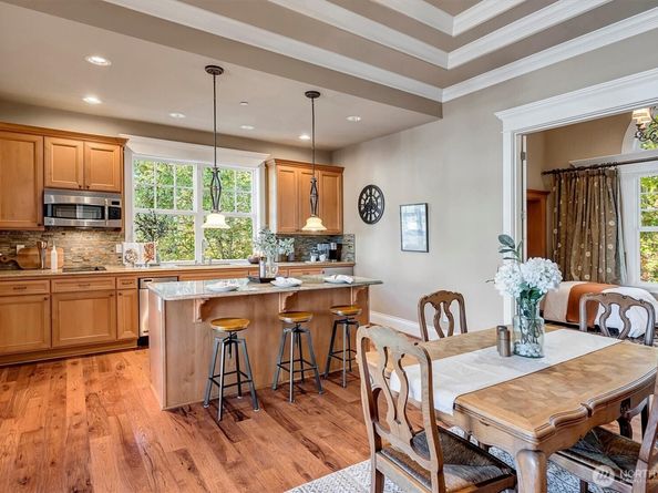 13132 206th Avenue NE, Woodinville WA 98077