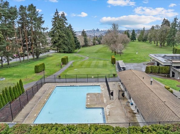 10743 Glen Acres Drive S 10743, Seattle WA 98168