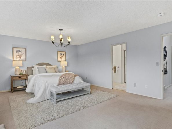 10743 Glen Acres Drive S 10743, Seattle WA 98168