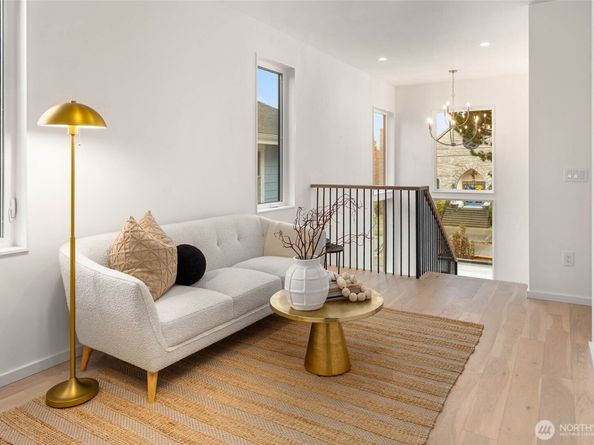 7506 18th Ave NW, Seattle WA 98117