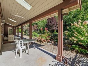 2048 216th Avenue SE, Sammamish WA 98075