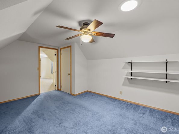 2048 216th Avenue SE, Sammamish WA 98075