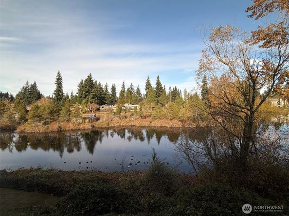 615 75th Street SE C52, Everett WA 98203