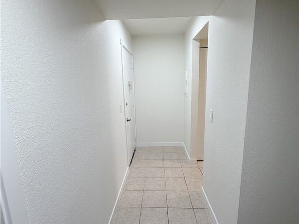 615 75th Street SE C52, Everett WA 98203