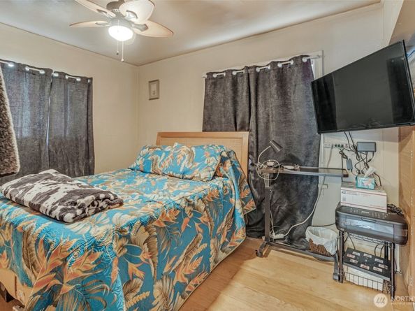 3321 25th Avenue S, Seattle WA 98144