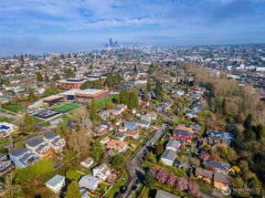 3321 25th Avenue S, Seattle WA 98144