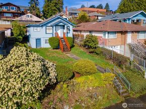 3321 25th Avenue S, Seattle WA 98144