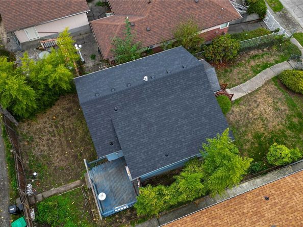 3321 25th Avenue S, Seattle WA 98144