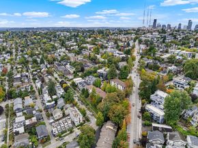 215 A 26th Avenue E, Seattle WA 98112