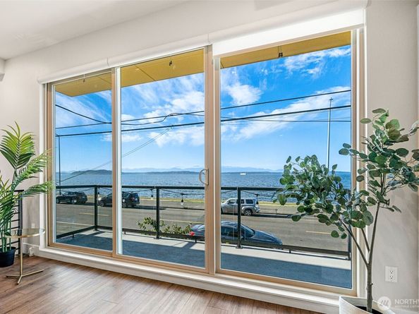 1772 Alki Avenue SW B, Seattle WA 98116