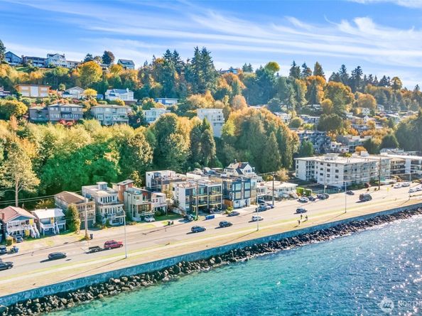 1772 Alki Avenue SW B, Seattle WA 98116