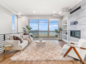 1772 Alki Avenue SW B, Seattle WA 98116