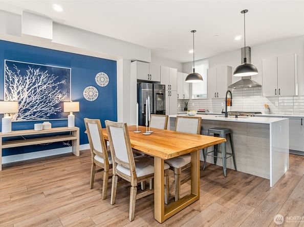 1772 Alki Avenue SW B, Seattle WA 98116