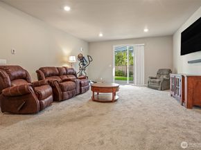 130 178th Street SE, Bothell WA 98012