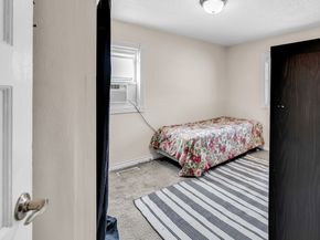 2716 NE 5th Place, Renton WA 98056