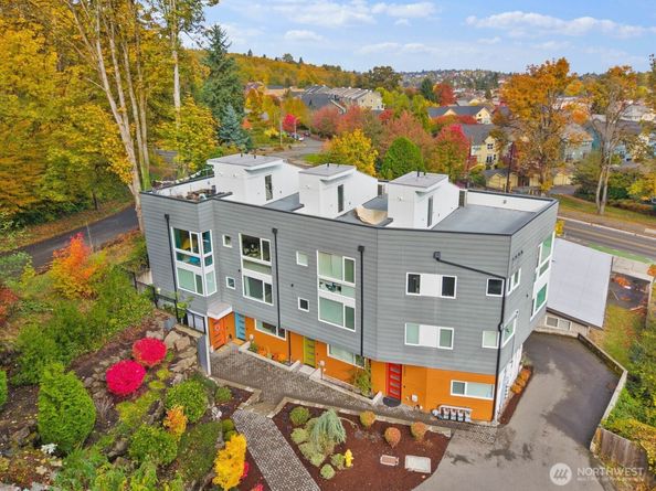 2802 S Alaska Place, Seattle WA 98108