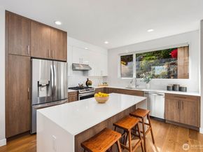 2802 S Alaska Place, Seattle WA 98108