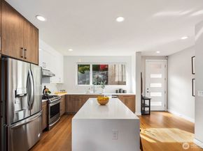 2802 S Alaska Place, Seattle WA 98108