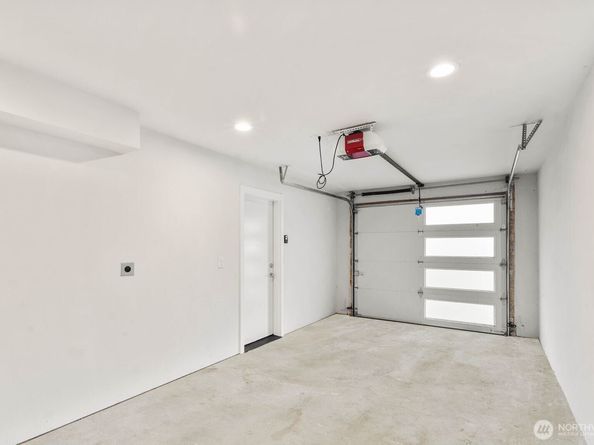 2802 S Alaska Place, Seattle WA 98108