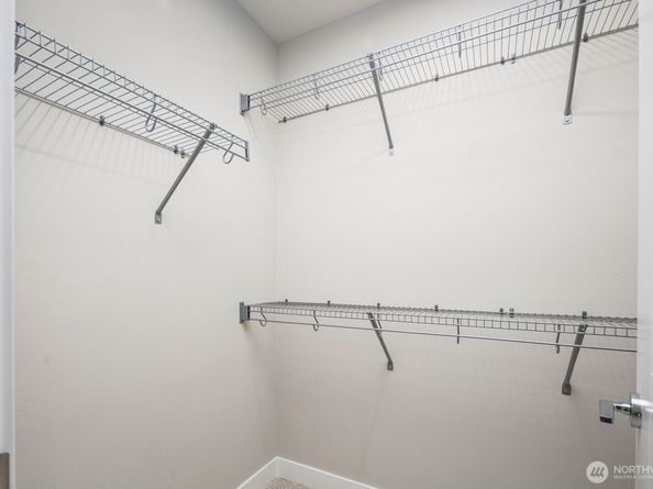 2802 S Alaska Place, Seattle WA 98108