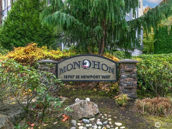 18707 SE Newport Way 102, Issaquah WA 98027