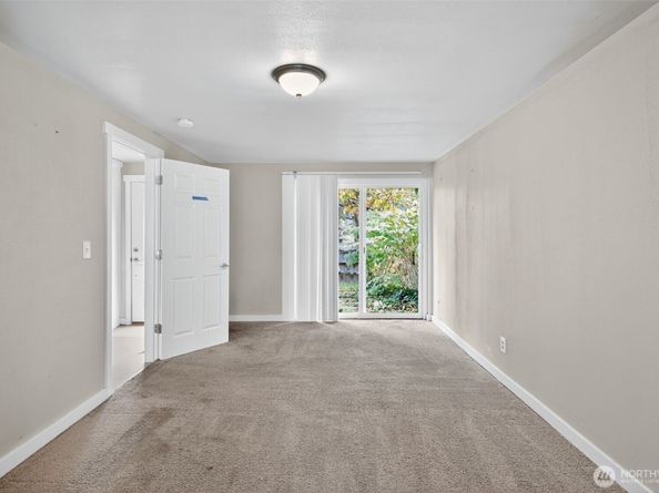30548 5th Avenue SW, Federal Way WA 98023