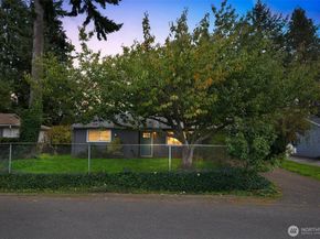 30548 5th Avenue SW, Federal Way WA 98023