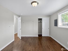30548 5th Avenue SW, Federal Way WA 98023