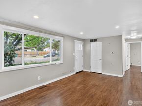 30548 5th Avenue SW, Federal Way WA 98023