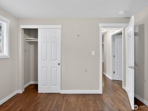 30548 5th Avenue SW, Federal Way WA 98023
