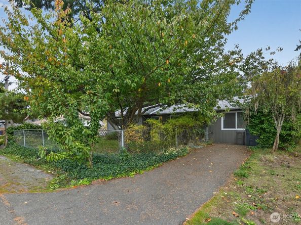30548 5th Avenue SW, Federal Way WA 98023