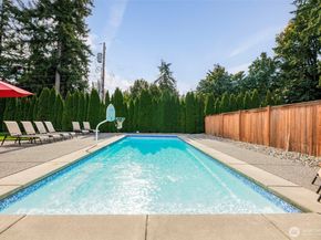 816 218th Street SE, Bothell WA 98021