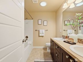 816 218th Street SE, Bothell WA 98021