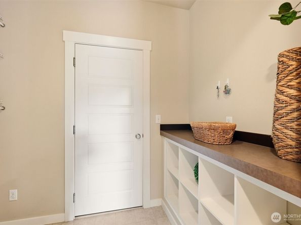816 218th Street SE, Bothell WA 98021