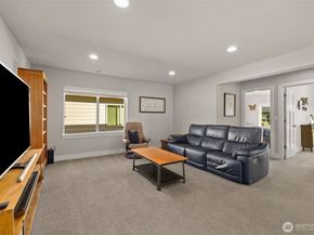 123 194th Place SW, Bothell WA 98012