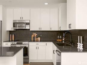 113 24th Avenue E A, Seattle WA 98112
