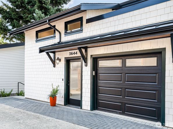 3644 33rd Avenue W, Seattle WA 98199